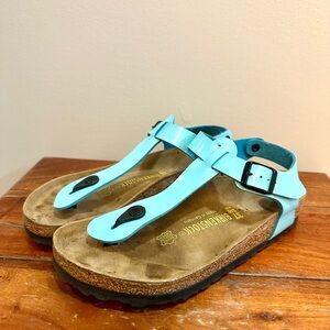 Birkenstock Turquoise PatentLeather Gizeh Sandals w/ back strap Women's Size 37